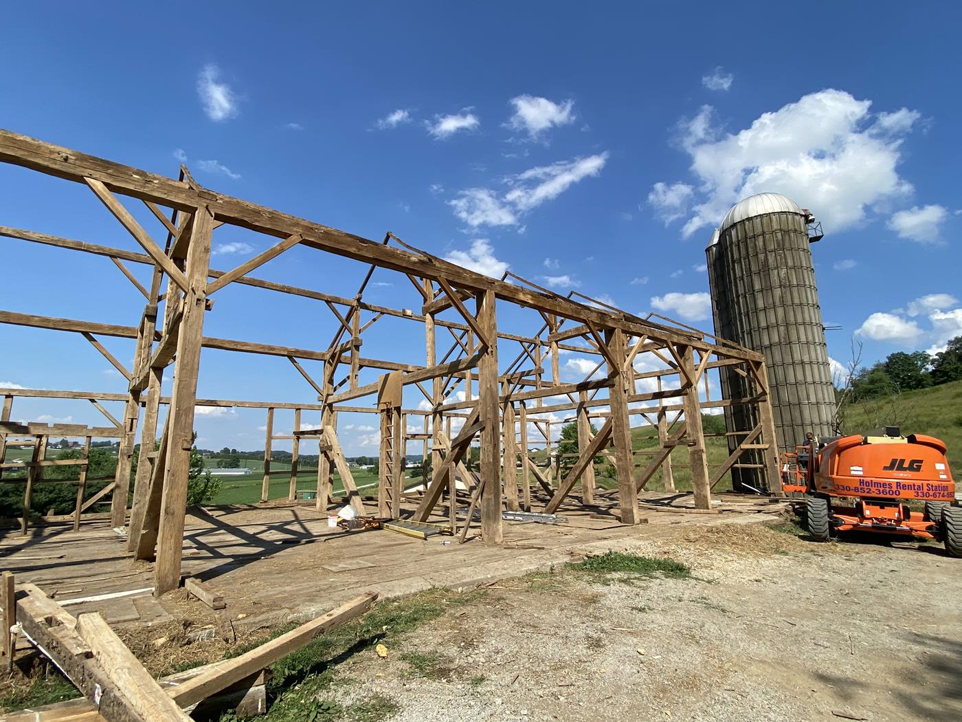 https://www.ohiovalleybarnsalvage.com/images/Beachy Historic Ohio Barn Frame