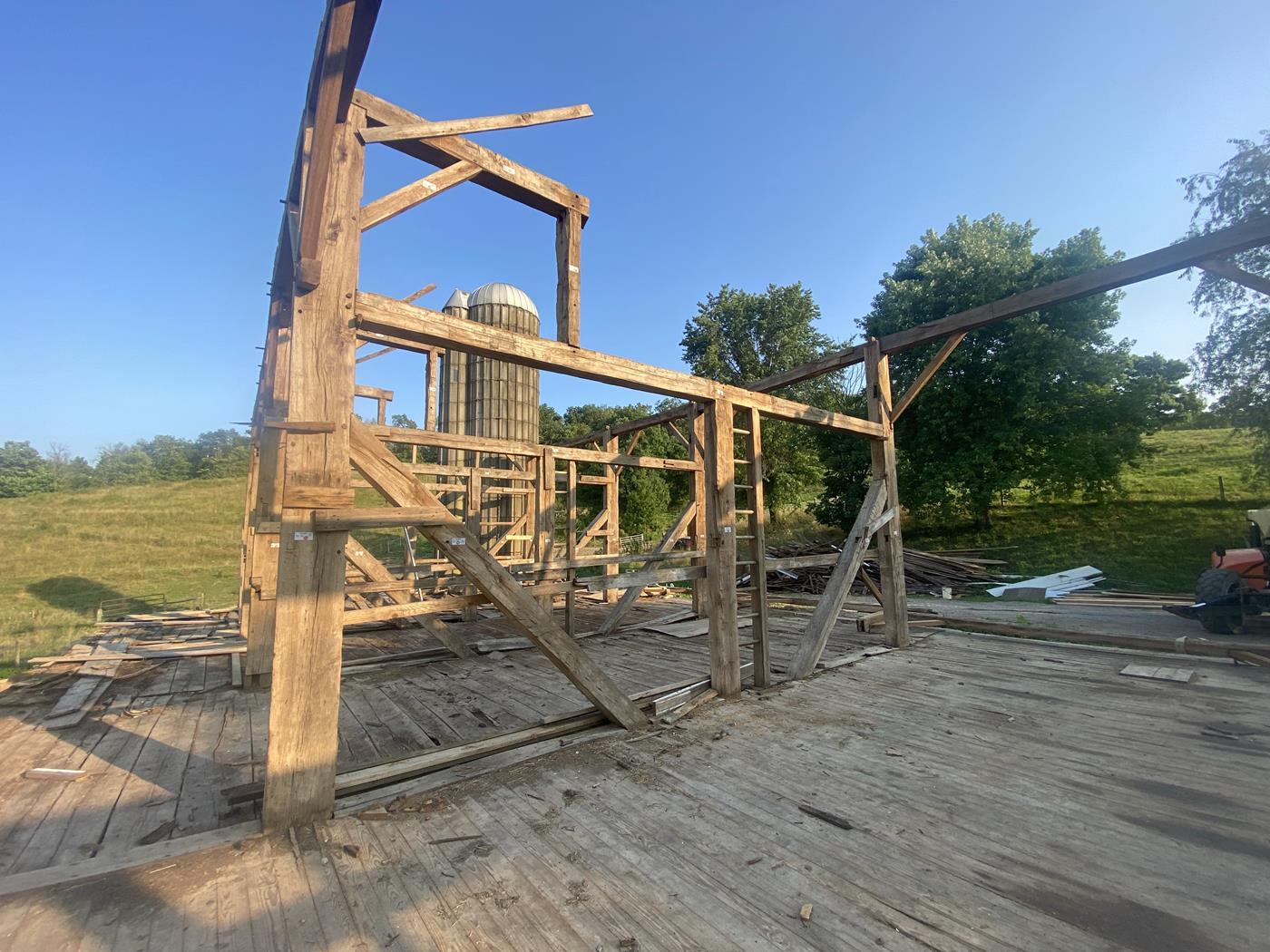 https://www.ohiovalleybarnsalvage.com/images/Beachy Historic Ohio Barn Frame - Your Source For Reclaimed Fireplace Mantels