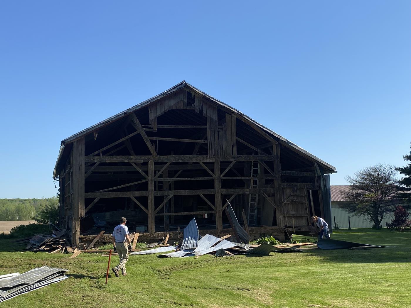 https://www.ohiovalleybarnsalvage.com/images/Harvey Barn Frame Ohio Valley Barn Salvage - Your Source For White Oak Hand-Hewn Timbers