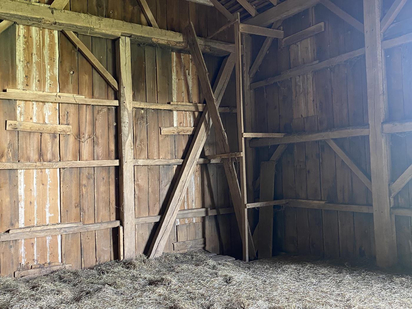 https://www.ohiovalleybarnsalvage.com/images/Marlatt Historic Ohio Barn Frame For Sale - Your Source For White Oak Hand-Hewn Timbers