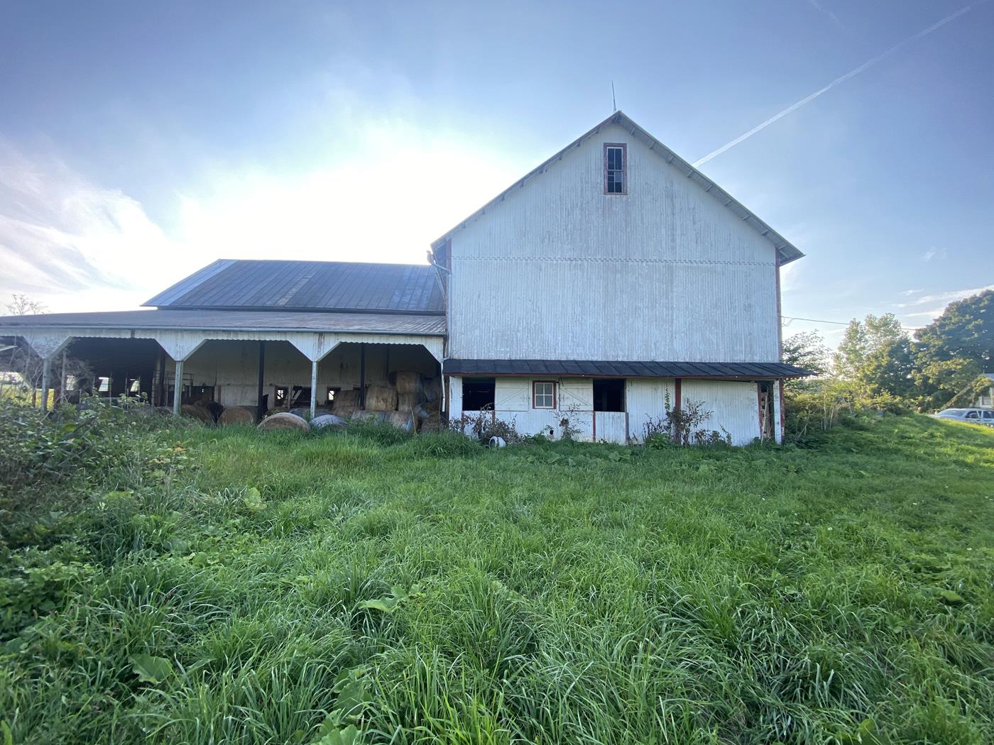 Ohio Valley Barn Salvage - Yeater Barn Frame