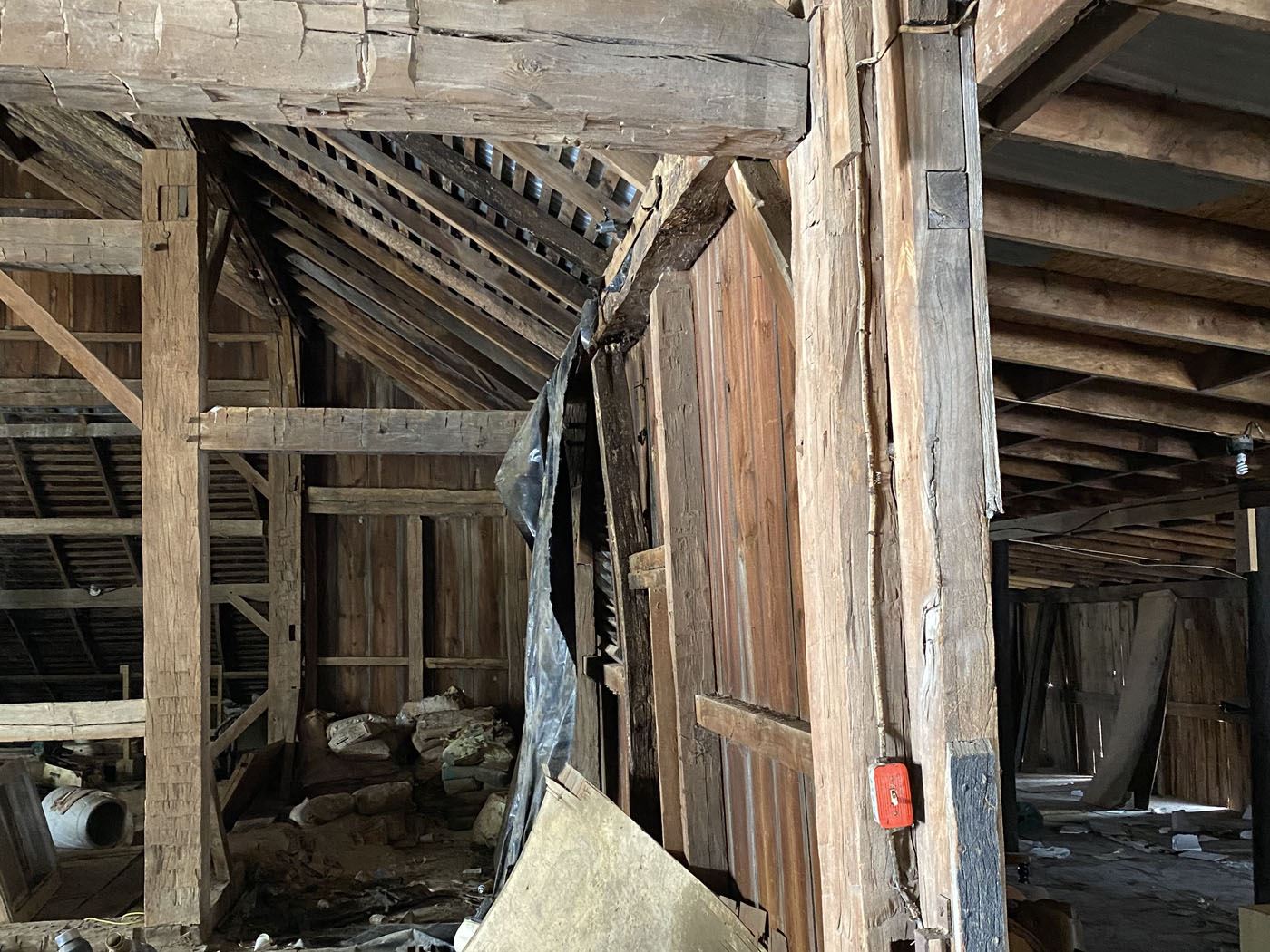 Pebble Creek Historic Ohio Barn Frame 28